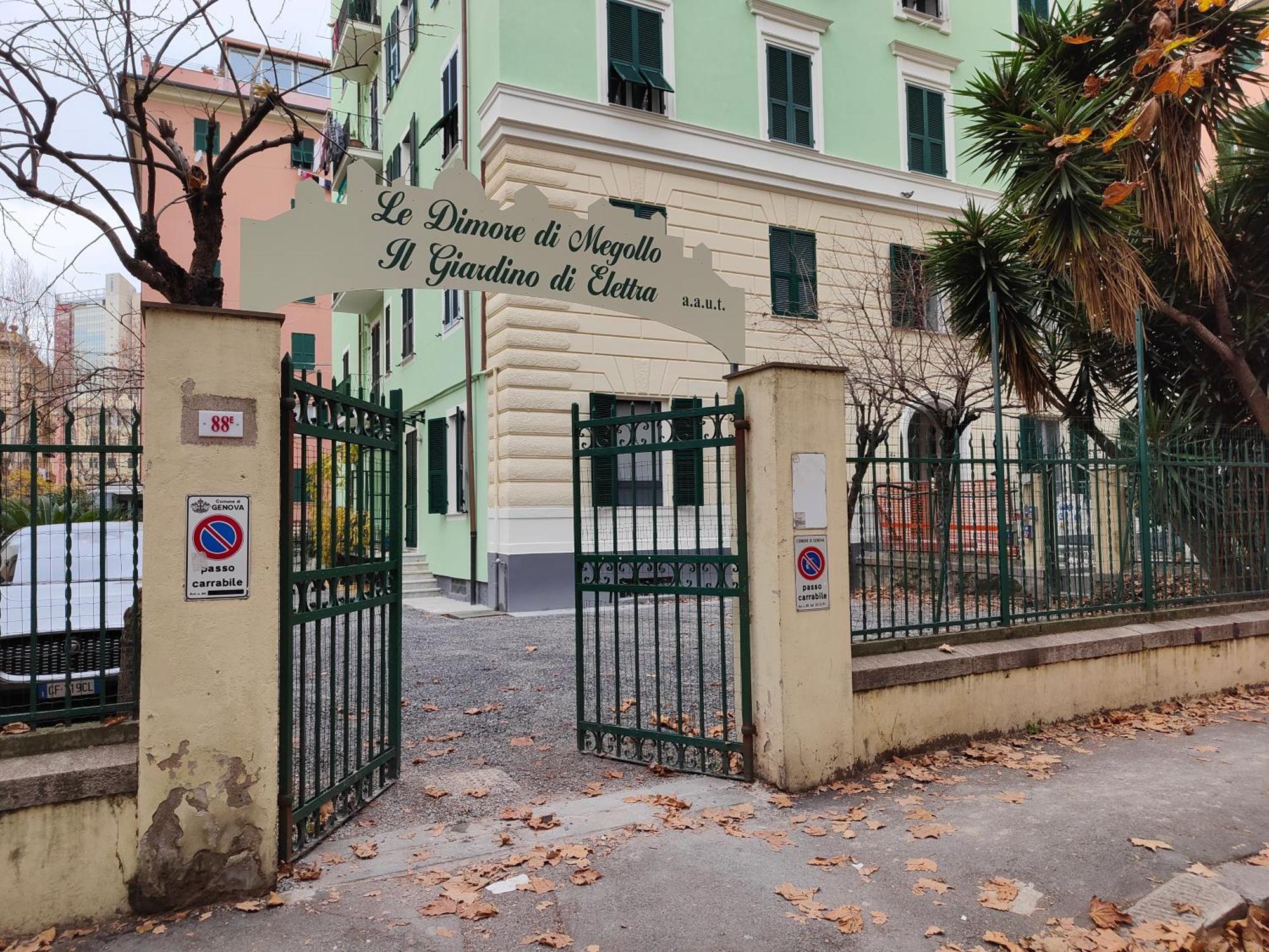 Il Giardino Di Elettra - Freeparking Aparthotel Genoa Exterior photo