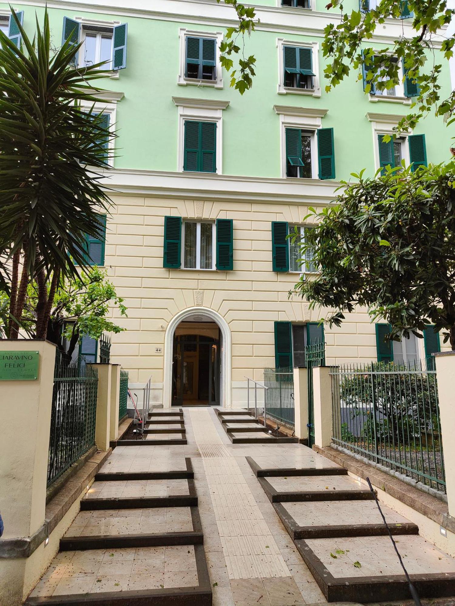 Il Giardino Di Elettra - Freeparking Aparthotel Genoa Exterior photo